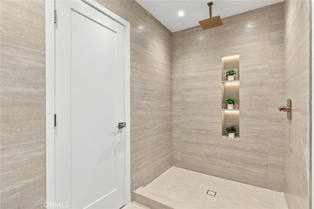 11 Palos 55, Irvine, CA 92612