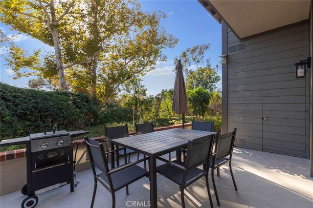 11 Palos 55, Irvine, CA 92612
