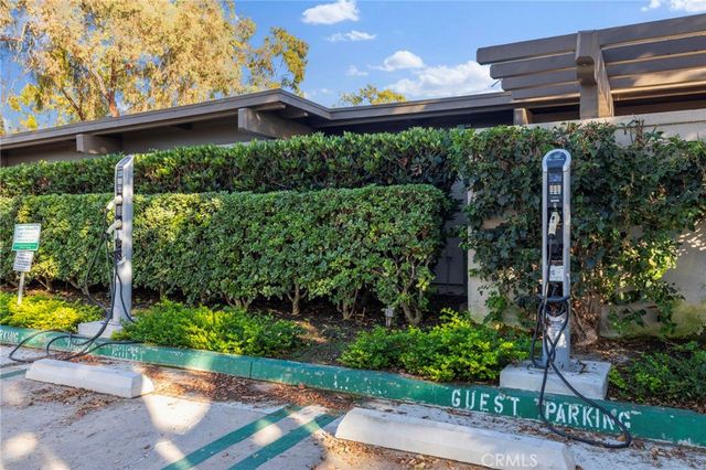 11 Palos 55, Irvine, CA 92612