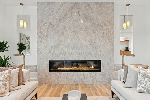 11 Palos 55, Irvine, CA 92612