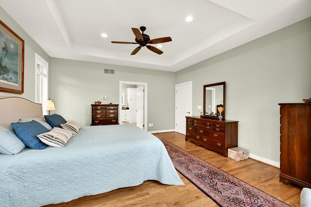 8622 Avian WAY, Franklin, WI 53132