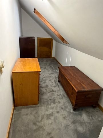 68 Gilrain Ter, Northampton, MA 01062
