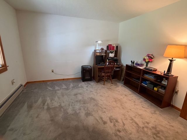 68 Gilrain Ter, Northampton, MA 01062