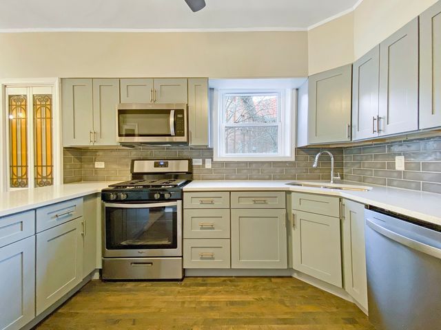 3701 N Lowell Avenue, Chicago, IL 60641