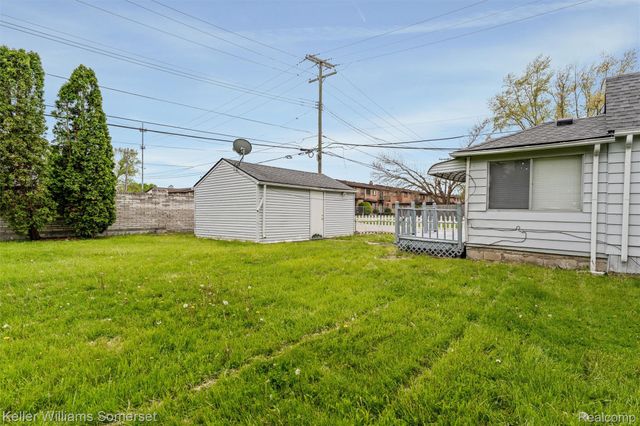 19800 Parkside Street, St. Clair Shores, MI 48080