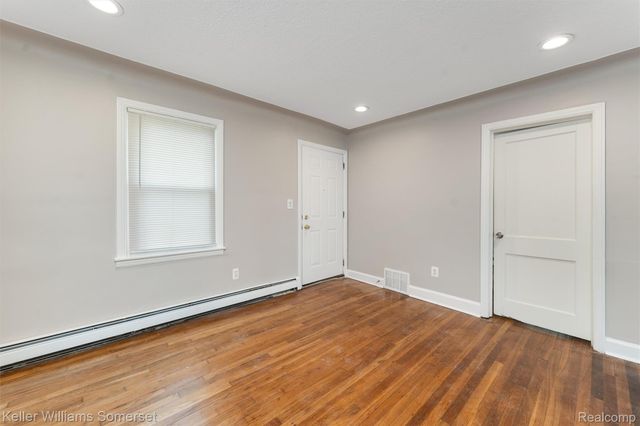 19800 Parkside Street, St. Clair Shores, MI 48080