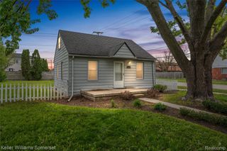 19800 Parkside Street, St. Clair Shores, MI 48080