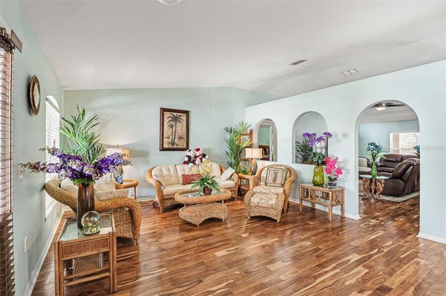 100 FESTIVE COURT, Chuluota, FL 32766