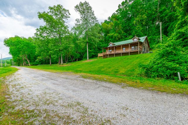 325 Evening Shadow Lane, Whitwell, TN 37397