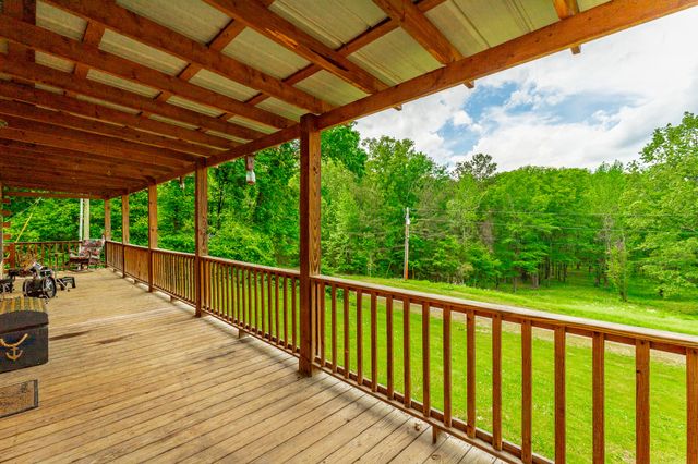 325 Evening Shadow Lane, Whitwell, TN 37397