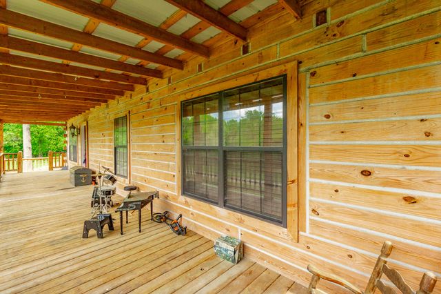 325 Evening Shadow Lane, Whitwell, TN 37397