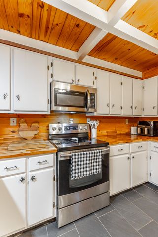 325 Evening Shadow Lane, Whitwell, TN 37397