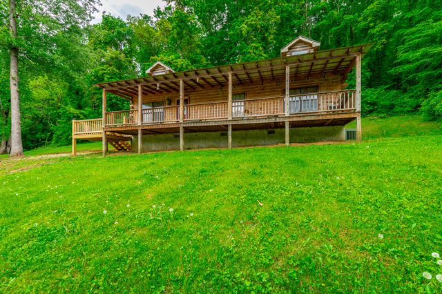 325 Evening Shadow Lane, Whitwell, TN 37397