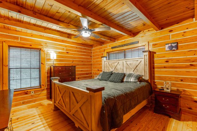 325 Evening Shadow Lane, Whitwell, TN 37397