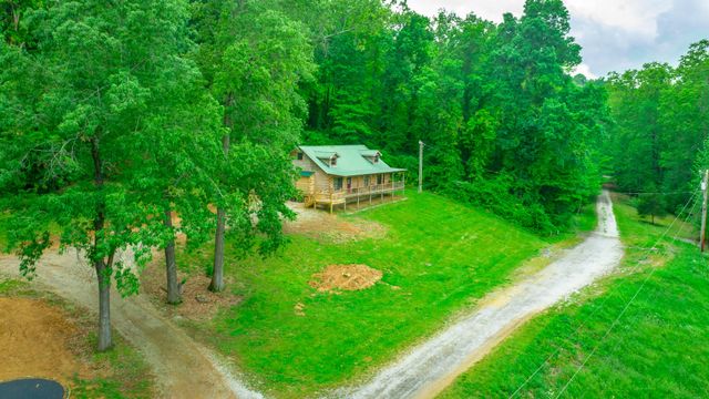 325 Evening Shadow Lane, Whitwell, TN 37397