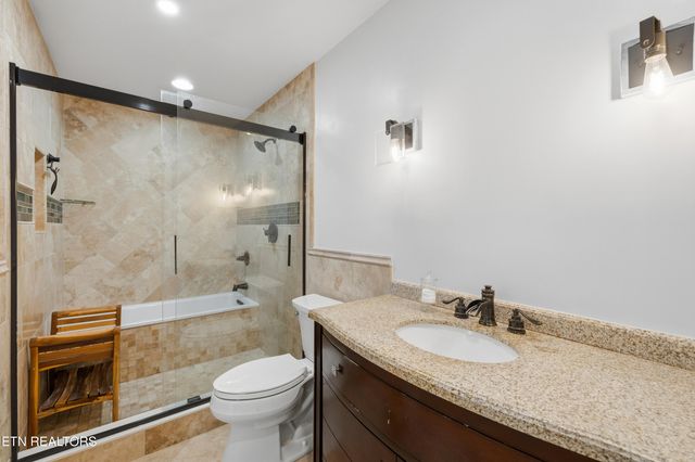 3473 Russellwood Drive, Rockford, TN 37853