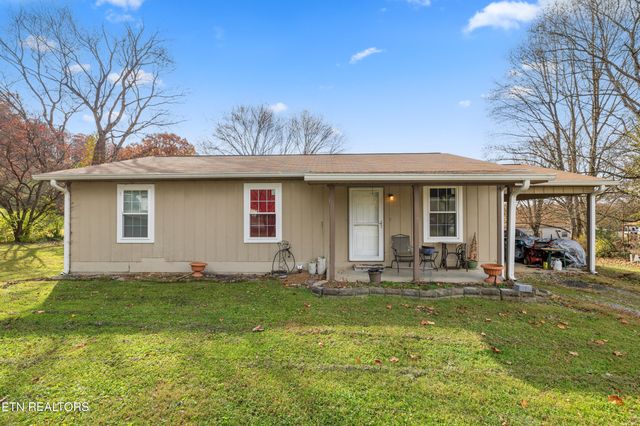 3473 Russellwood Drive, Rockford, TN 37853