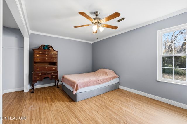 3473 Russellwood Drive, Rockford, TN 37853