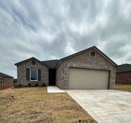 794 SW 11 Street, Newcastle, OK 73065