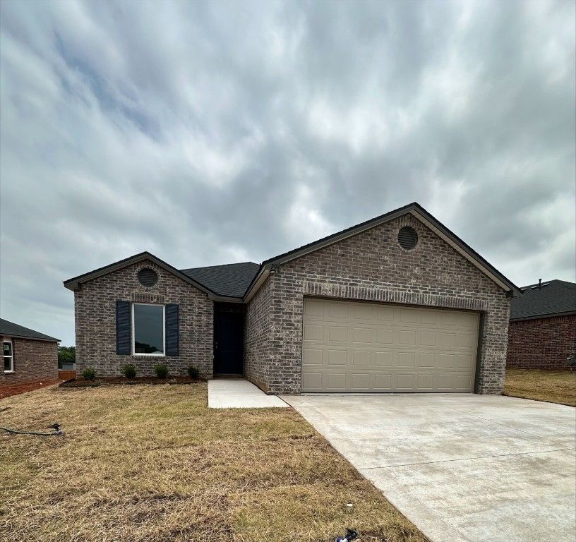 794 SW 11 Street, Newcastle, OK 73065