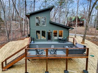 1619 S S Mountain View Rd Rd, Sevierville, TN 37876