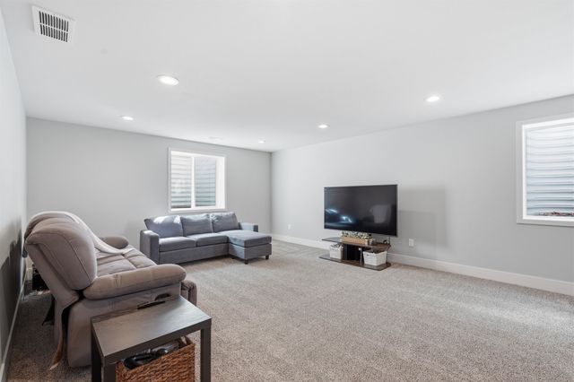 6602 S Springview St St, Spokane, WA 99224