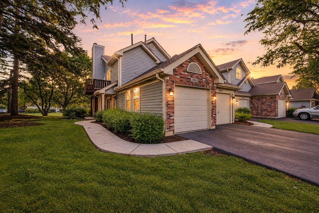 1065 Rockport Drive, Carol Stream, IL 60188
