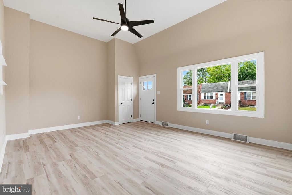 138 FRONEFIELD AVE, MARCUS HOOK, PA 19061 — photo 5