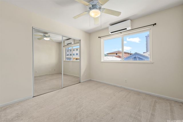 915 Mccully Street A, Honolulu, HI 96826