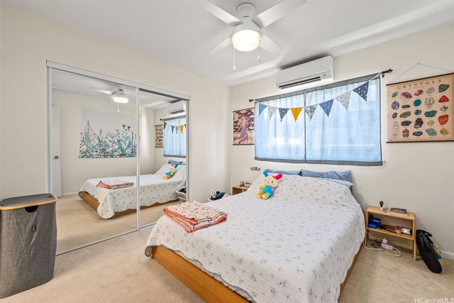 915 Mccully Street A, Honolulu, HI 96826