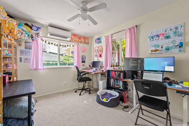 915 Mccully Street A, Honolulu, HI 96826