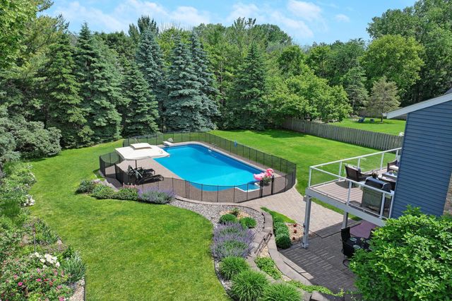 9117 Yukon Avenue S, Bloomington, MN 55438