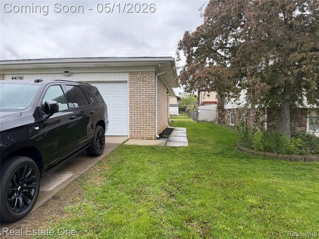 44150 Duchess Drive, Canton, MI 48187