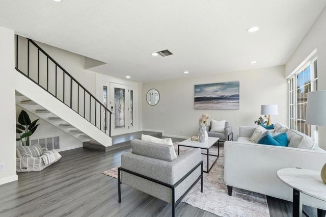 1145 Lovelock Way, Hayward, CA 94544