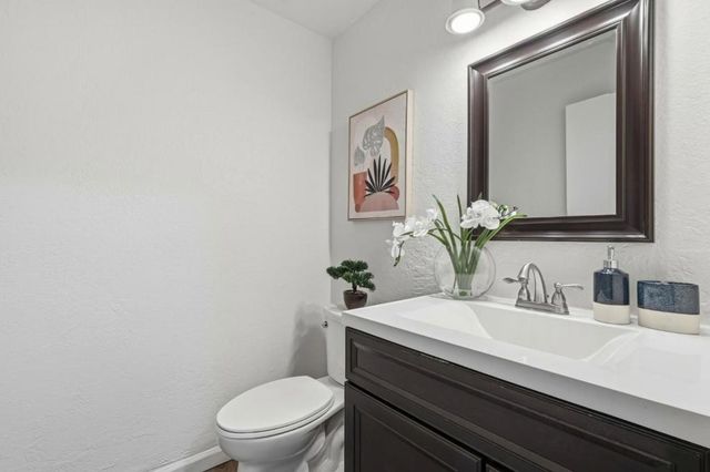 1145 Lovelock Way, Hayward, CA 94544