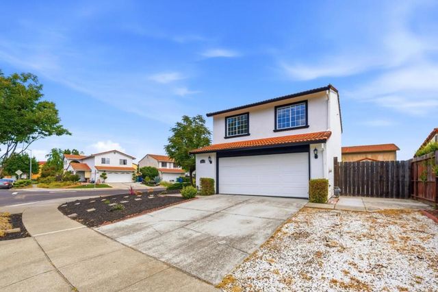 1145 Lovelock Way, Hayward, CA 94544