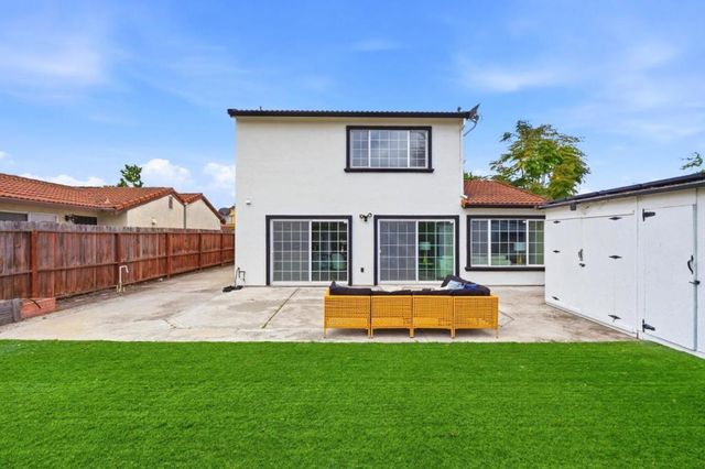 1145 Lovelock Way, Hayward, CA 94544