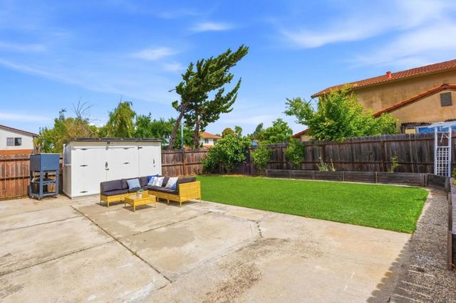 1145 Lovelock Way, Hayward, CA 94544