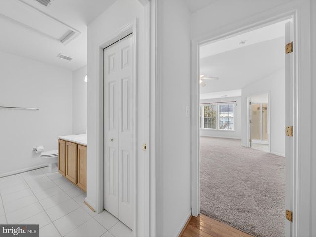 13662 SAINT JOHNS WOOD PL, Herndon, VA 20171