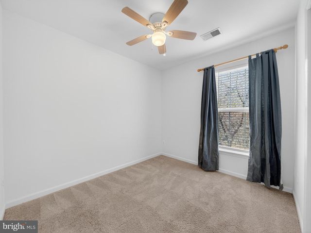 13662 SAINT JOHNS WOOD PL, Herndon, VA 20171