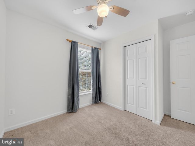 13662 SAINT JOHNS WOOD PL, Herndon, VA 20171