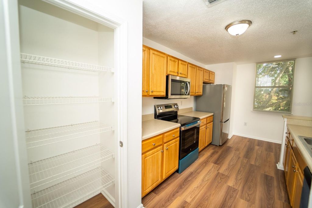 Image 14 of property listing at 12106 POPPY FIELD LANE 107, Orlando, FL 32837