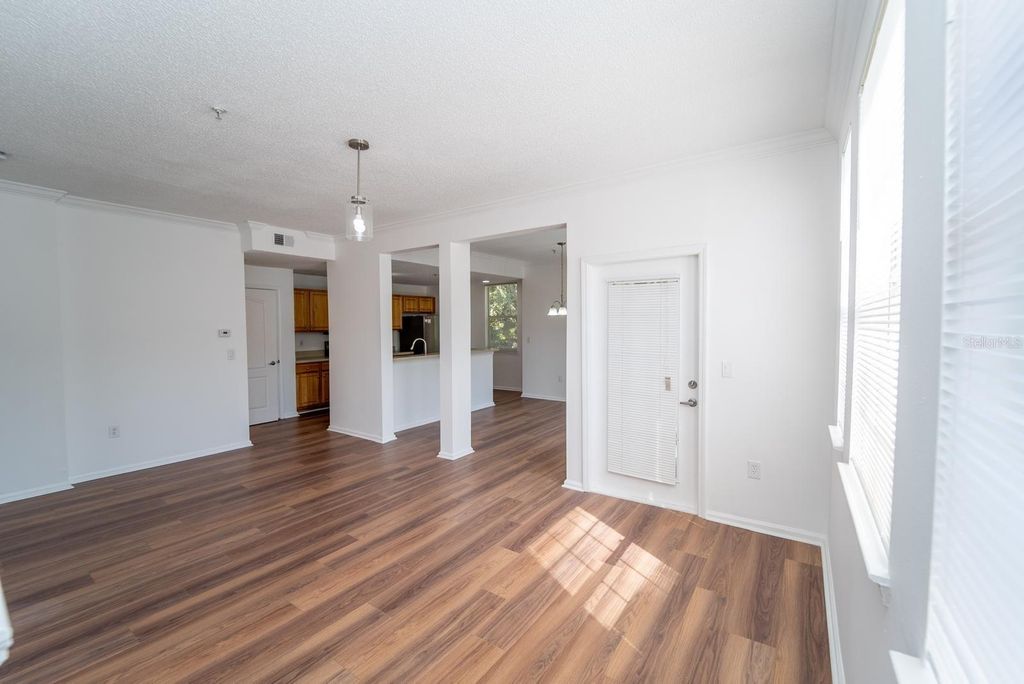 Image 25 of property listing at 12106 POPPY FIELD LANE 107, Orlando, FL 32837