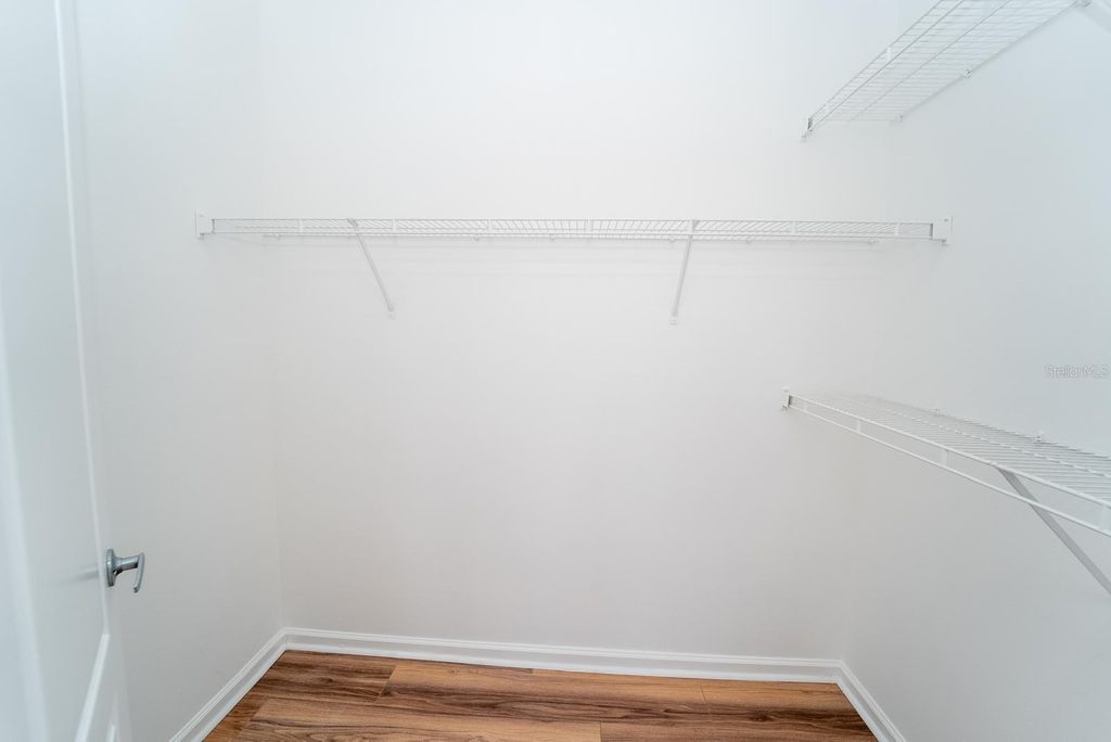 Image 31 of property listing at 12106 POPPY FIELD LANE 107, Orlando, FL 32837