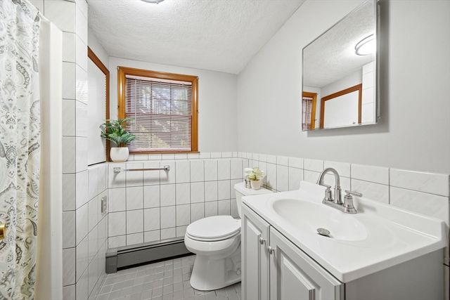 10 Richardson Cir, Saugus, MA 01906