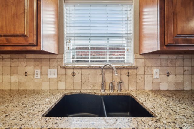 13302 E 43rd Street, Tulsa, OK 74134