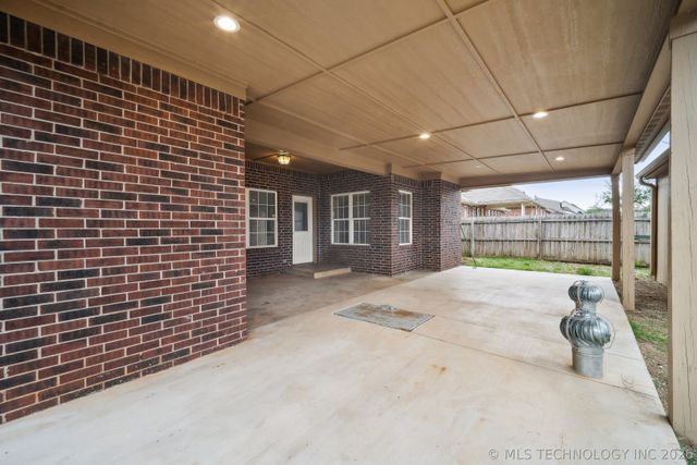 13302 E 43rd Street, Tulsa, OK 74134