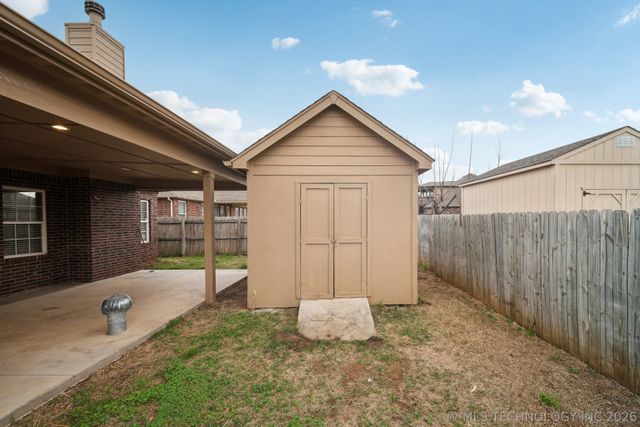 13302 E 43rd Street, Tulsa, OK 74134