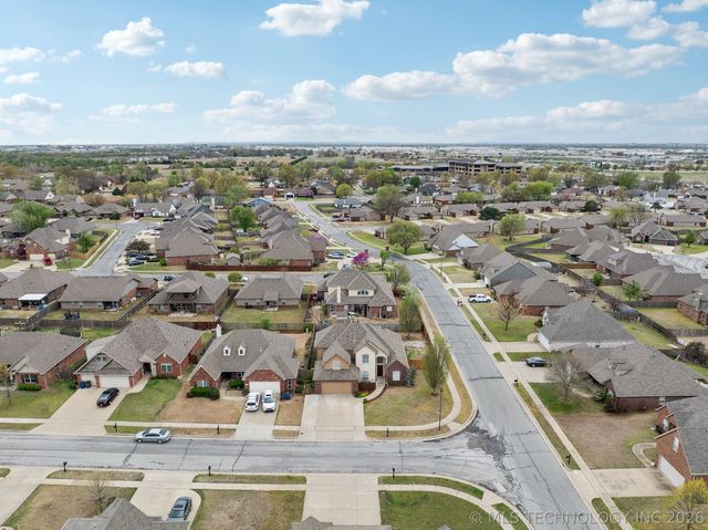 13302 E 43rd Street, Tulsa, OK 74134