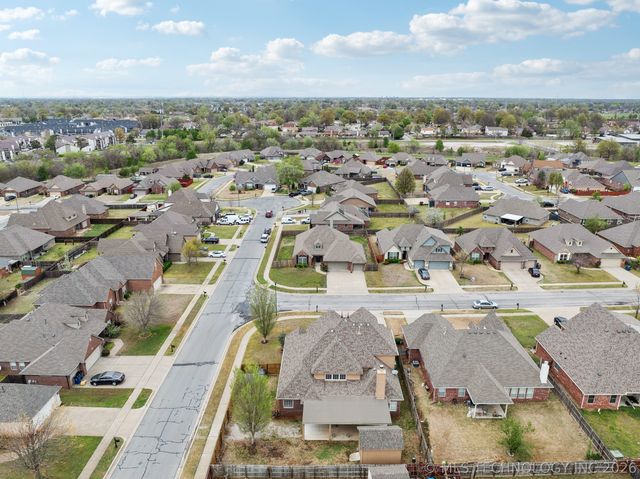 13302 E 43rd Street, Tulsa, OK 74134